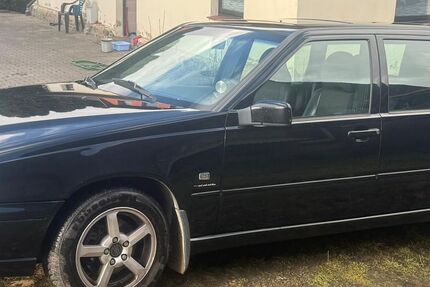 Volvo V70 222.042 km 2.300 &euro; Upahl 23936
