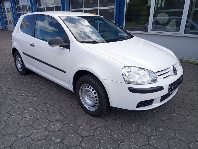 VW Golf 286.000 km 3.995 € Schwerin 19061