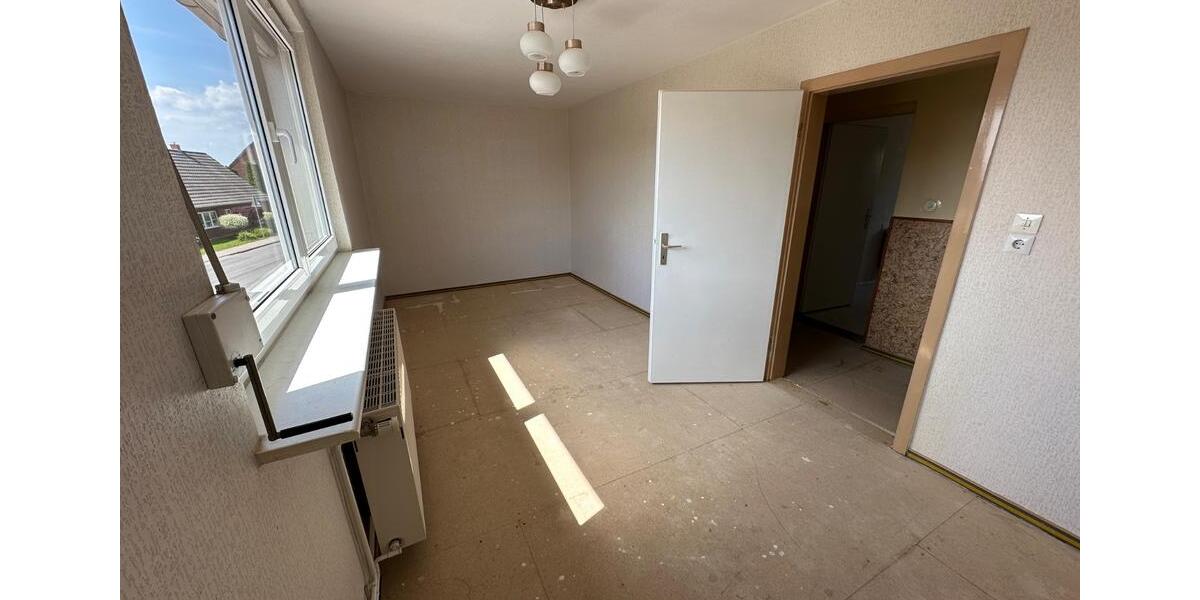 Doppelhaushälfte Dorf Mecklenburg - 5 Zimmer, 120 m&sup2;, 250.000&euro; | Angebot:26715228