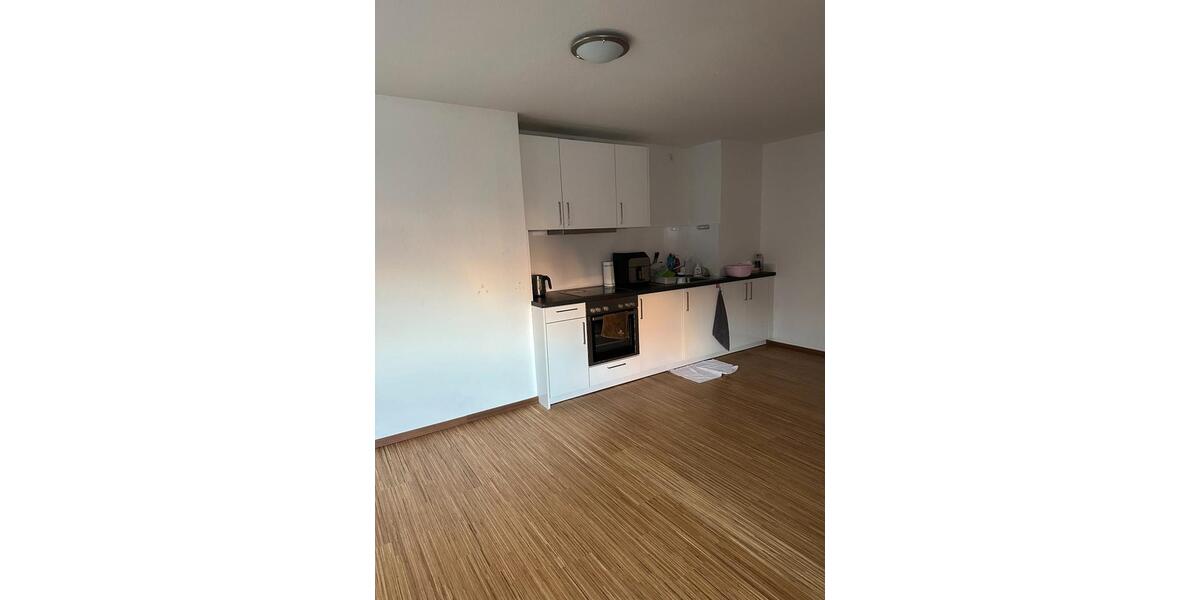 Dachgeschoßwohnung Wismar Altstadt - 1 Zimmer, 37 m&sup2;, 420&euro; | Angebot:26637162