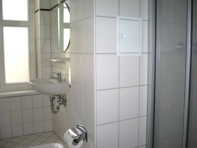 Etagenwohnung Schwerin Feldstadt - 3 Zimmer, 67 m&sup2;, 670&euro; | Angebot:26499224
