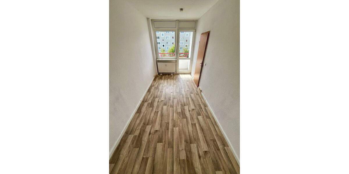 Etagenwohnung Schwerin Mueßer Holz - 4 Zimmer, 68 m&sup2;, 420&euro; | Angebot:25821205