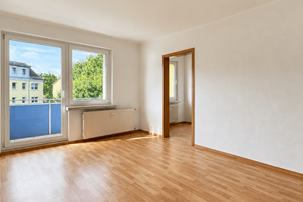 Wohnung Schwerin Neumühle - 3 Zimmer, 61 m&sup2;, 600&euro; | Angebot:27327210