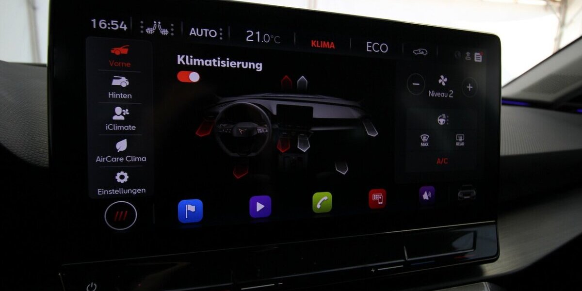 Cupra Leon Sportstourer e-HYBRID 6-DSG NAVI+LED+KAMERA 23.150 km 26.900 &euro; Hagenow 19230