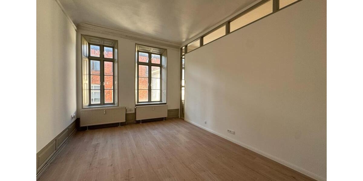 Etagenwohnung Wismar Altstadt - 4.5 Zimmer, 152 m&sup2;, 1.500&euro; | Angebot:26637140