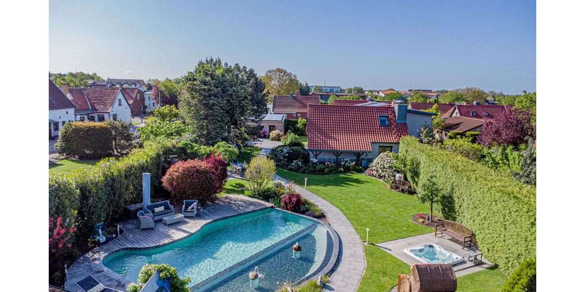 Einfamilienhaus Schwerin Friedrichsthal - 6 Zimmer, 220 m&sup2;, 849.000&euro; | Angebot:26895049