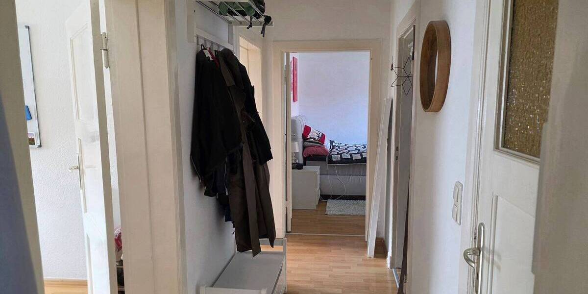 Etagenwohnung Schwerin Paulsstadt - 3 Zimmer, 65 m&sup2;, 490&euro; | Angebot:26816266