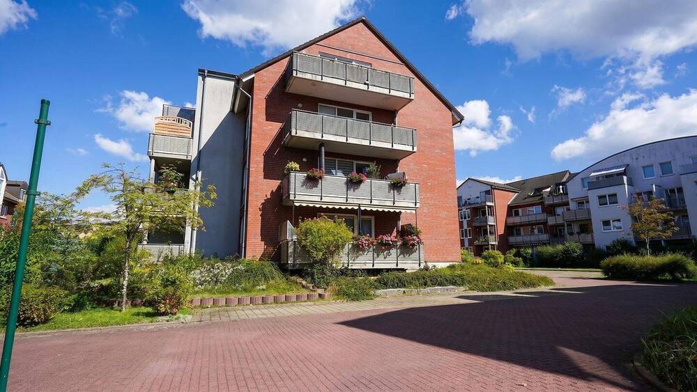 Etagenwohnung Schwerin Krebsförden - 2 Zimmer, 69 m&sup2;, 840&euro; | Angebot:26475408