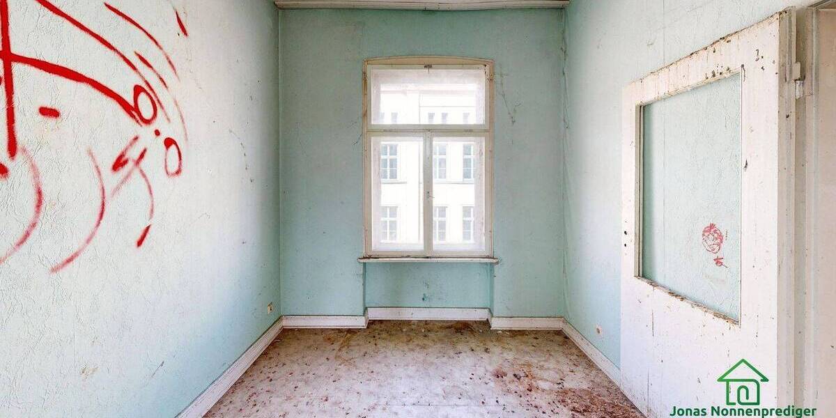 Mehrfamilienhaus, Wohnhaus Schwerin Paulsstadt - 2 Zimmer, 428 m&sup2;, 295.000&euro; | Angebot:26102906