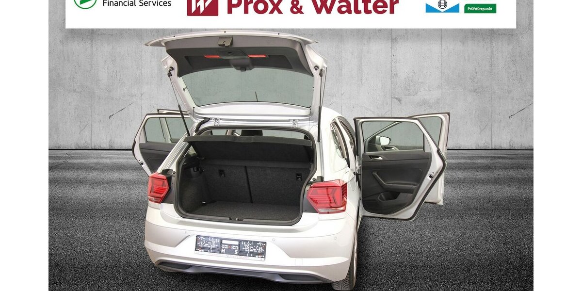 VW Polo VI Comfortline NAVI+WINTER-PAKET+TEMPOMAT 43.235 km 13.970 &euro; Hagenow 19230