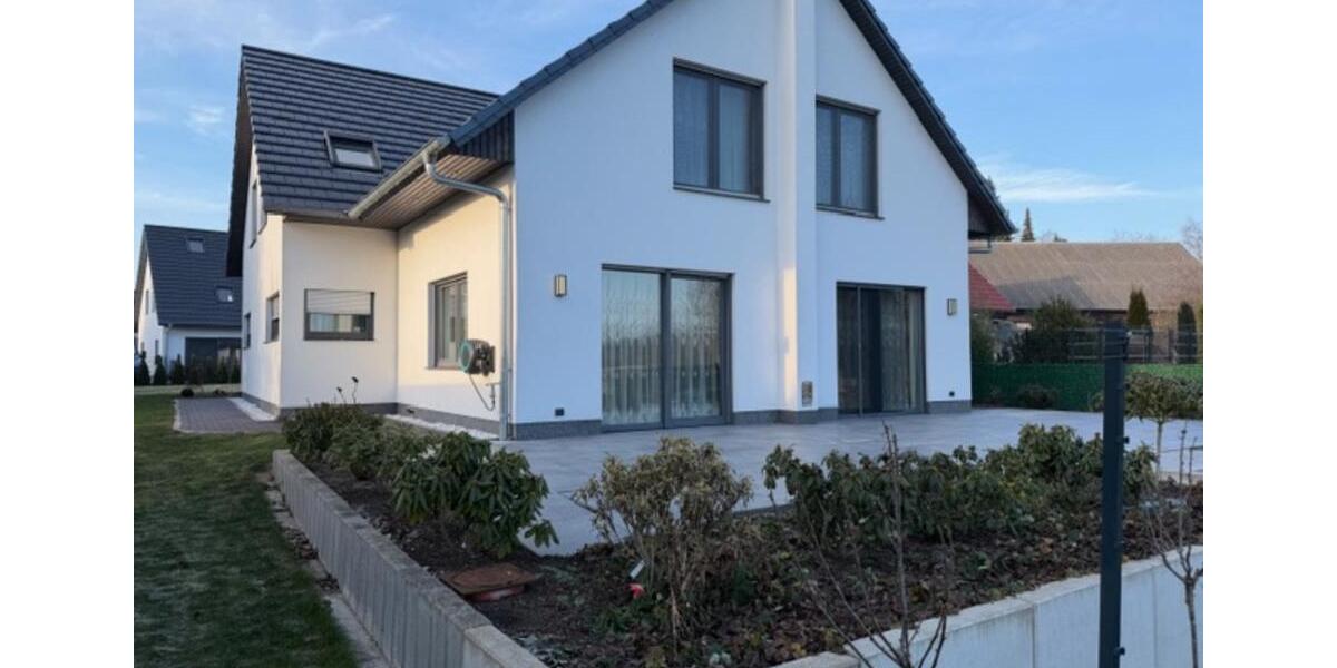 Einfamilienhaus Schwerin Friedrichsthal - 7 Zimmer, 240 m&sup2;, 780.000&euro; | Angebot:25790586