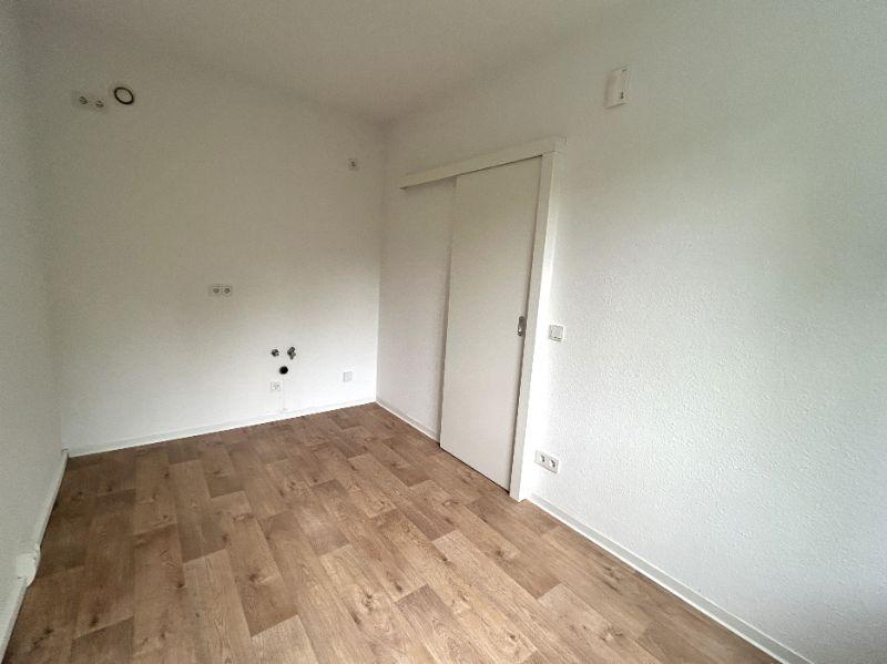 Etagenwohnung Schwerin Gartenstadt - 2 Zimmer, 58 m&sup2;, 382&euro; | Angebot:26676786
