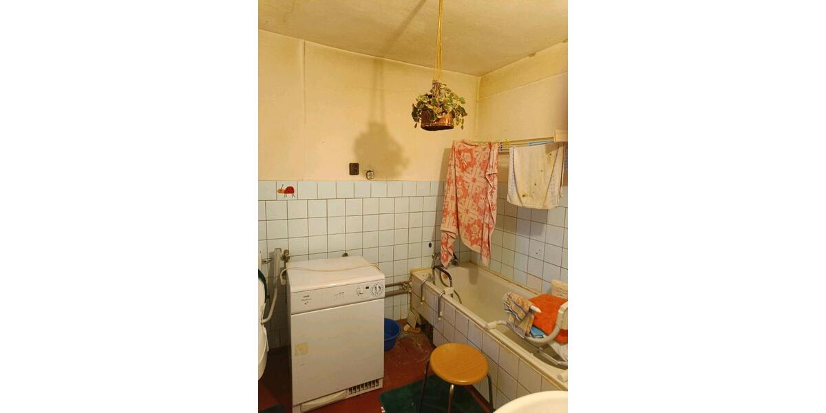 Bauernhaus, Landhaus Domsühl - 4 Zimmer, 100 m&sup2;, 58.000&euro; | Angebot:25422415