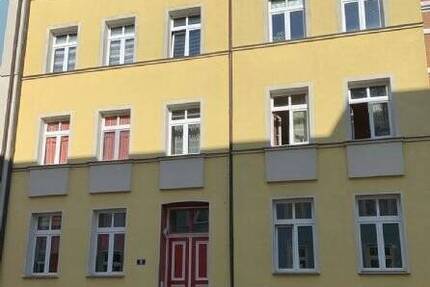 ~ Helle 2-Zimmer-Wohnung mit Balkon, in der Paulsstadt ~ 2 zimmer