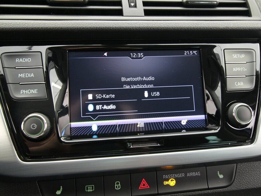 Skoda Fabia Combi TSI Ambition Plus KAMERA+SITZHEIZUNG 52.393 km 15.900 € Hagenow 19230