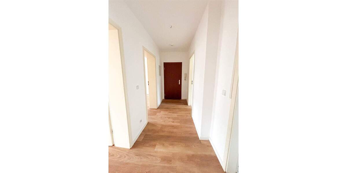 Etagenwohnung Schwerin Göhrener Tannen - 3 Zimmer, 115.000&euro; | Angebot:25696365