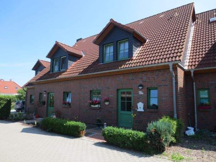 Reihenmittelhaus Dobin am See Neu Schlagsdorf - 3 Zimmer, 98 m&sup2;, 670&euro; | Angebot:25865042