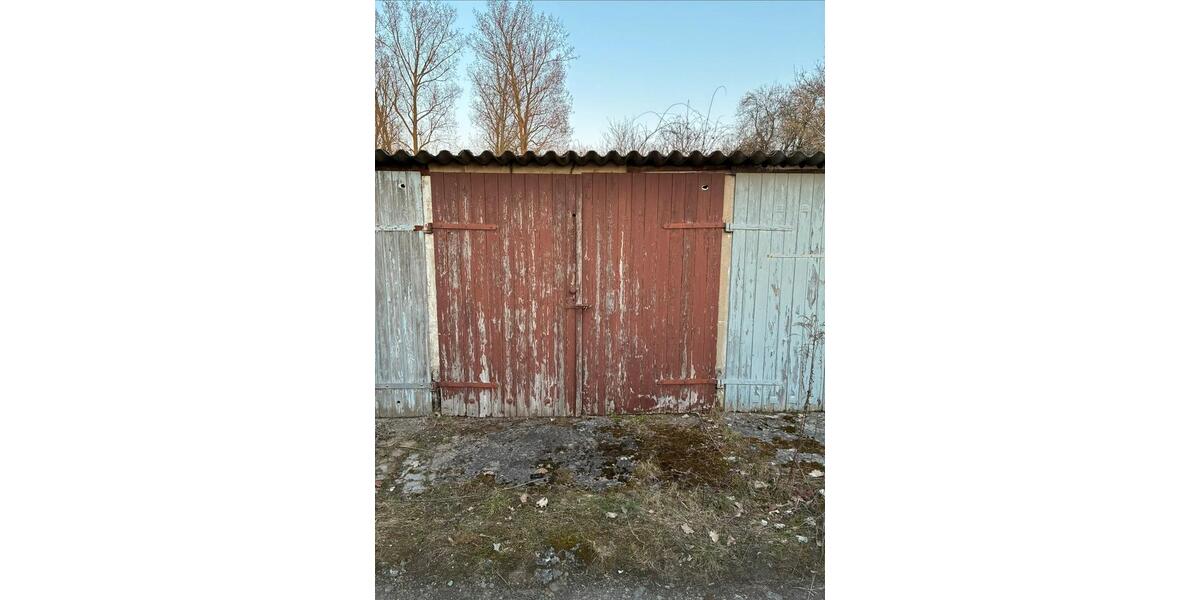 Garagen / Stellplätze Schwerin Neumühle - 60&euro; | Angebot:26164857