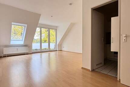 Wohnung zum Mieten in Schwerin 340 € 41 m² 1 zimmer