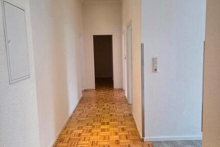 Wohnung Schwerin Altstadt - 3 Zimmer, 107 m&sup2;, 1.280&euro; | Angebot:26469935