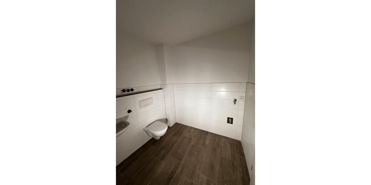 Etagenwohnung Pampow - 3 Zimmer, 76 m&sup2;, 800&euro; | Angebot:24828206