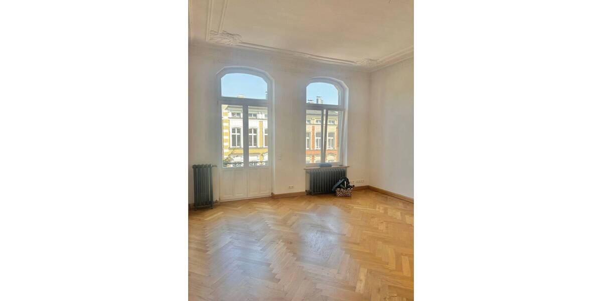 Etagenwohnung Schwerin Paulsstadt - 5 Zimmer, 177 m&sup2;, 2.130&euro; | Angebot:26499226