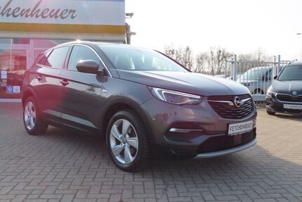 Opel Grandland (X) 50.000 km 16.950 &euro; Schwerin 19057