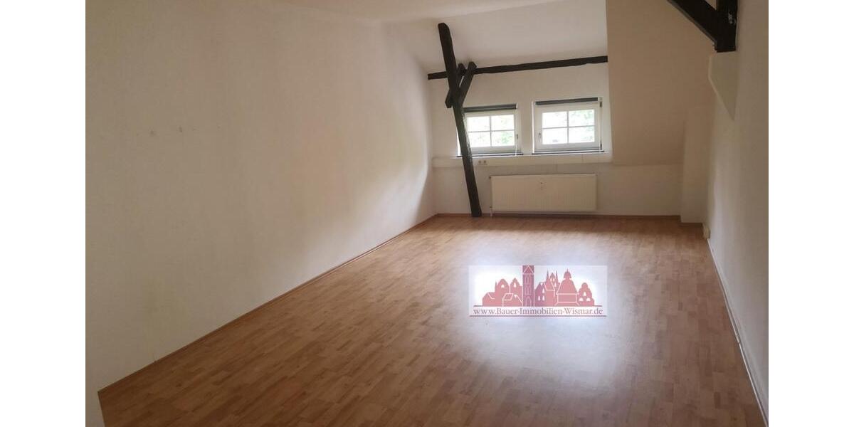 Dachgeschoßwohnung Wismar Altstadt - 1 Zimmer, 33 m&sup2;, 280&euro; | Angebot:25752993