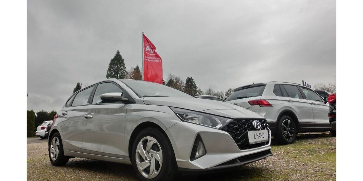 Hyundai i20 37.500 km 13.500 &euro; Schwerin-Warnitz /MV 19057