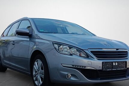 Peugeot 308 288.858 km 4.799 &euro; Wittenburg 19243