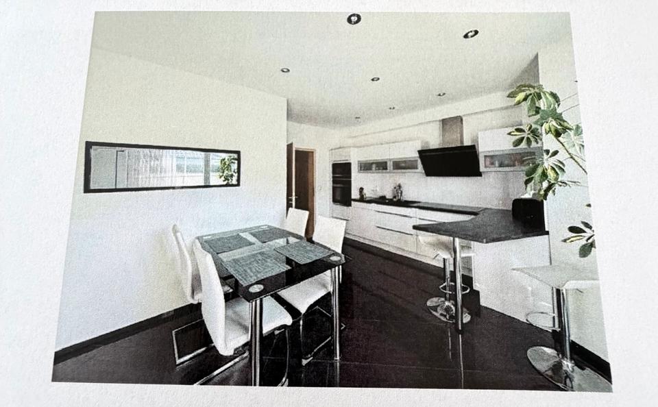 Bungalow Schwerin - 7 Zimmer, 230 m&sup2;, 420.000&euro; | Angebot:26057474