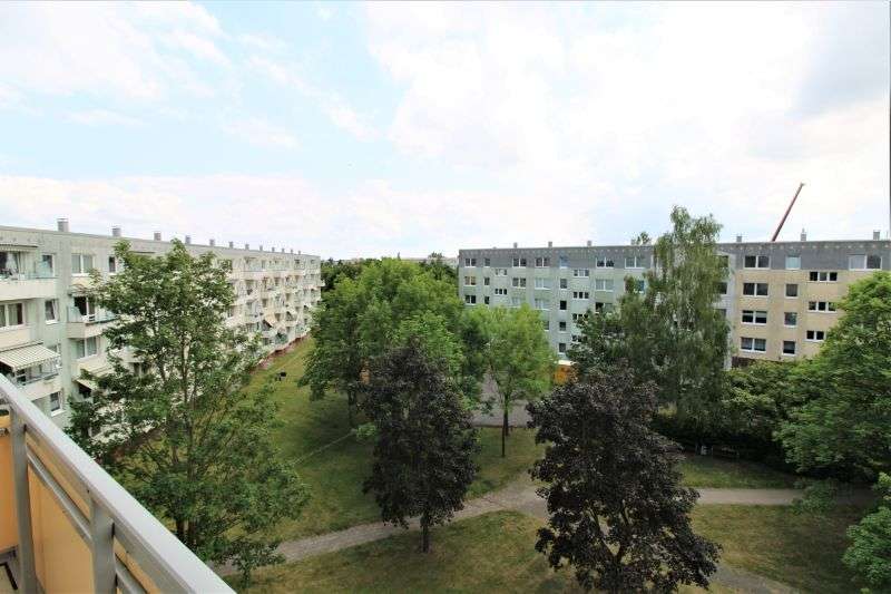 Etagenwohnung Schwerin Lankow - 2 Zimmer, 43 m&sup2;, 297&euro; | Angebot:27305441