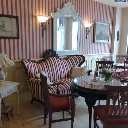 Einfamilienhaus Wismar Altstadt - 12 Zimmer, 322 m&sup2;, 900.000&euro; | Angebot:27018331