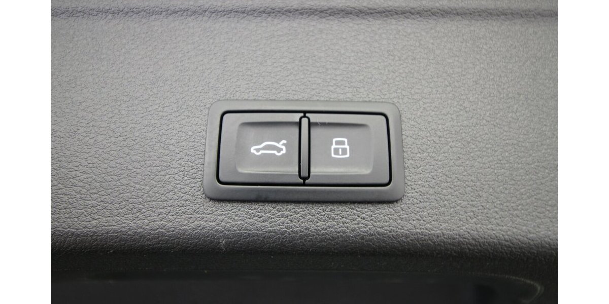 Audi A4 Avant TFSI S-tronic Sport Ultra S-Line Plus 150.399 km 18.900 &euro; Hagenow 19230