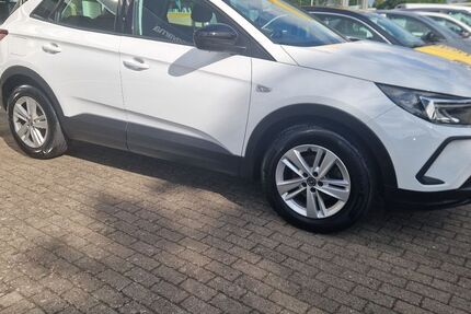Opel Grandland (X) 58.896 km 17.990 &euro; Schwerin 19055