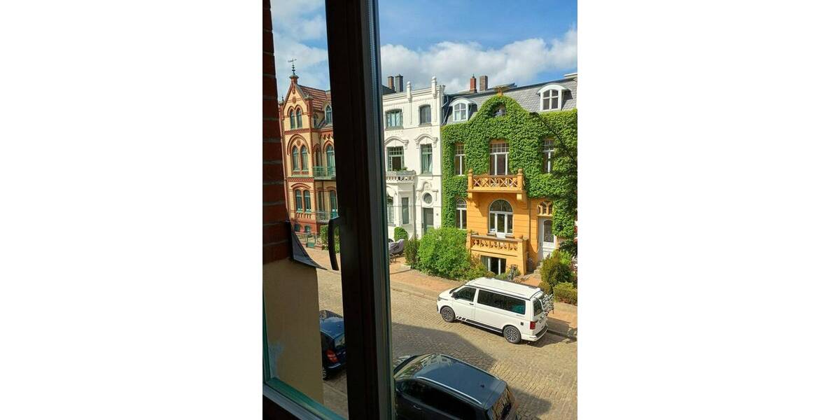 Etagenwohnung Schwerin Paulsstadt - 5 Zimmer, 177 m&sup2;, 2.130&euro; | Angebot:26499226