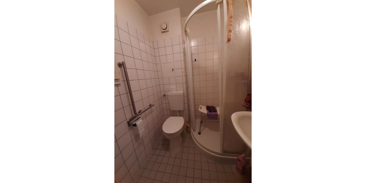 Etagenwohnung Pinnow - 3 Zimmer, 94 m&sup2;, 780&euro; | Angebot:24748476