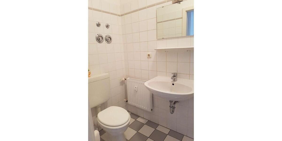 Etagenwohnung Schwerin Neumühle - 2 Zimmer, 60 m&sup2;, 550&euro; | Angebot:25342952