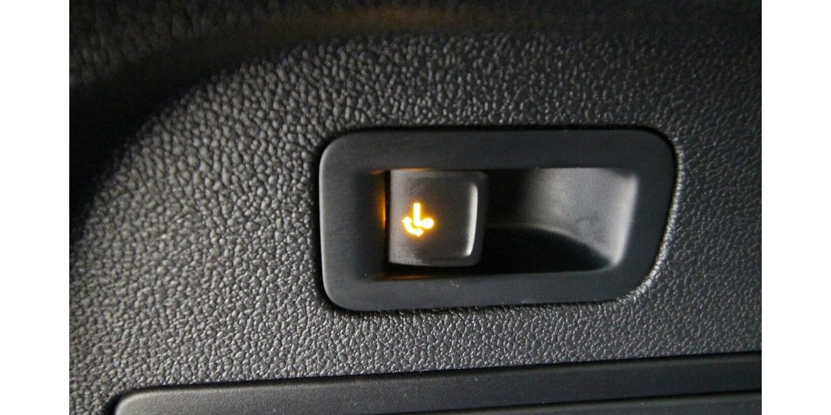 Seat Tarraco 2.0 TSI DSG Xcellence 4Drive 7-SITZ+AHK 89.324 km 26.900 &euro; Hagenow 19230