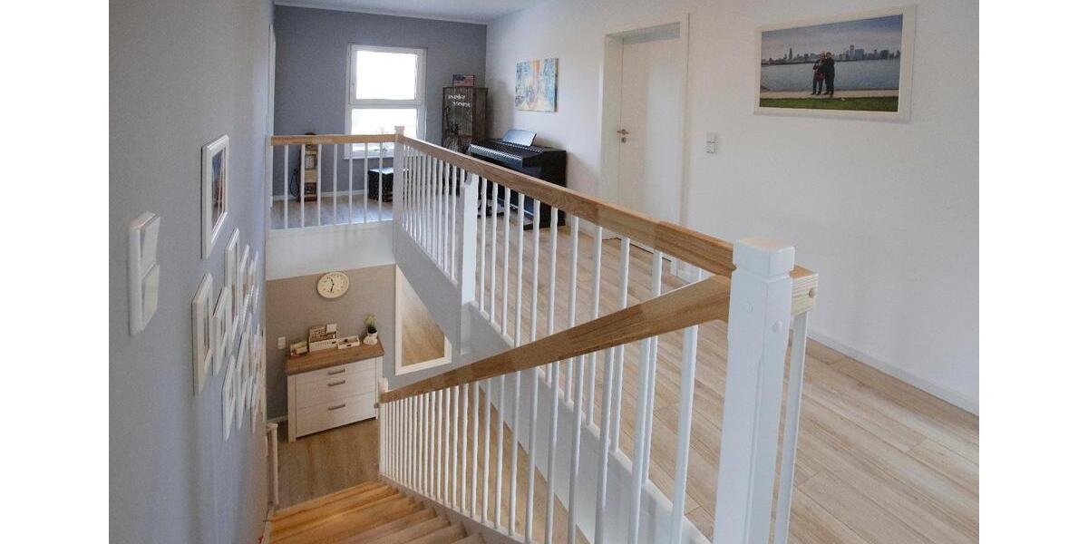 Einfamilienhaus Schwerin Friedrichsthal - 6 Zimmer, 185 m&sup2;, 699.000&euro; | Angebot:26906827