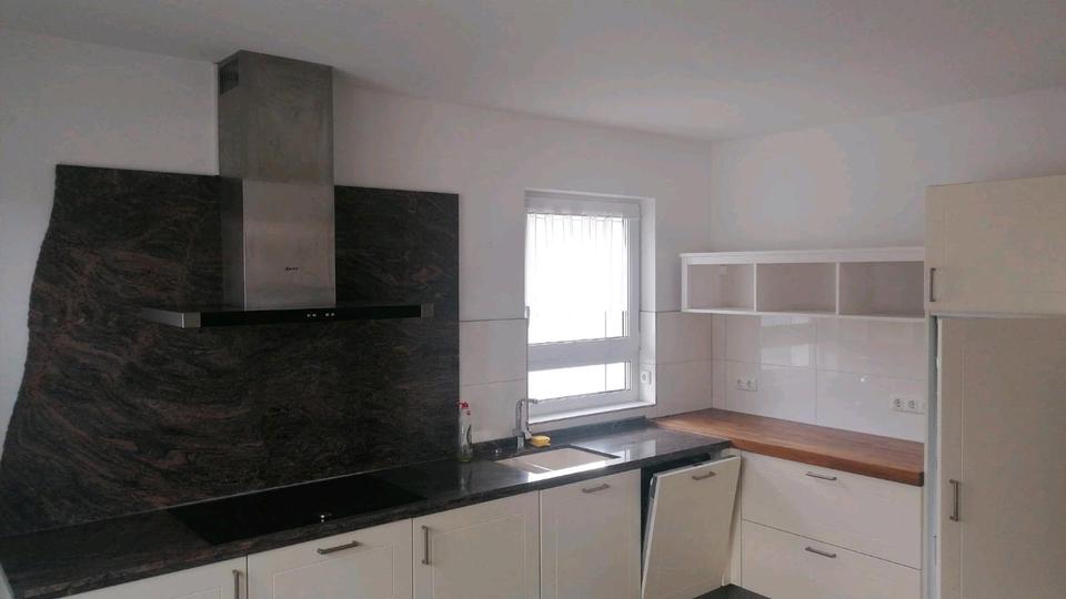 Etagenwohnung Schwerin Gartenstadt - 3 Zimmer, 100 m&sup2;, 1.100&euro; | Angebot:26532270