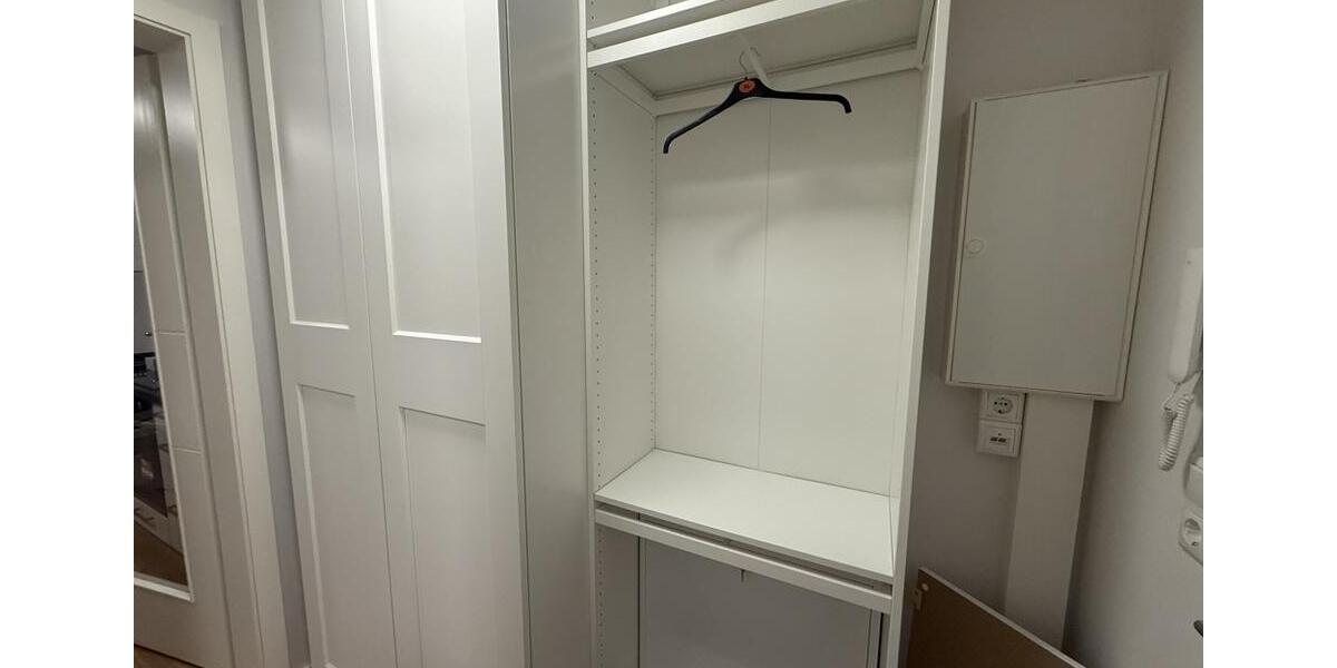 Erdgeschoßwohnung Schwerin - 1 Zimmer, 32 m&sup2;, 500&euro; | Angebot:21813084