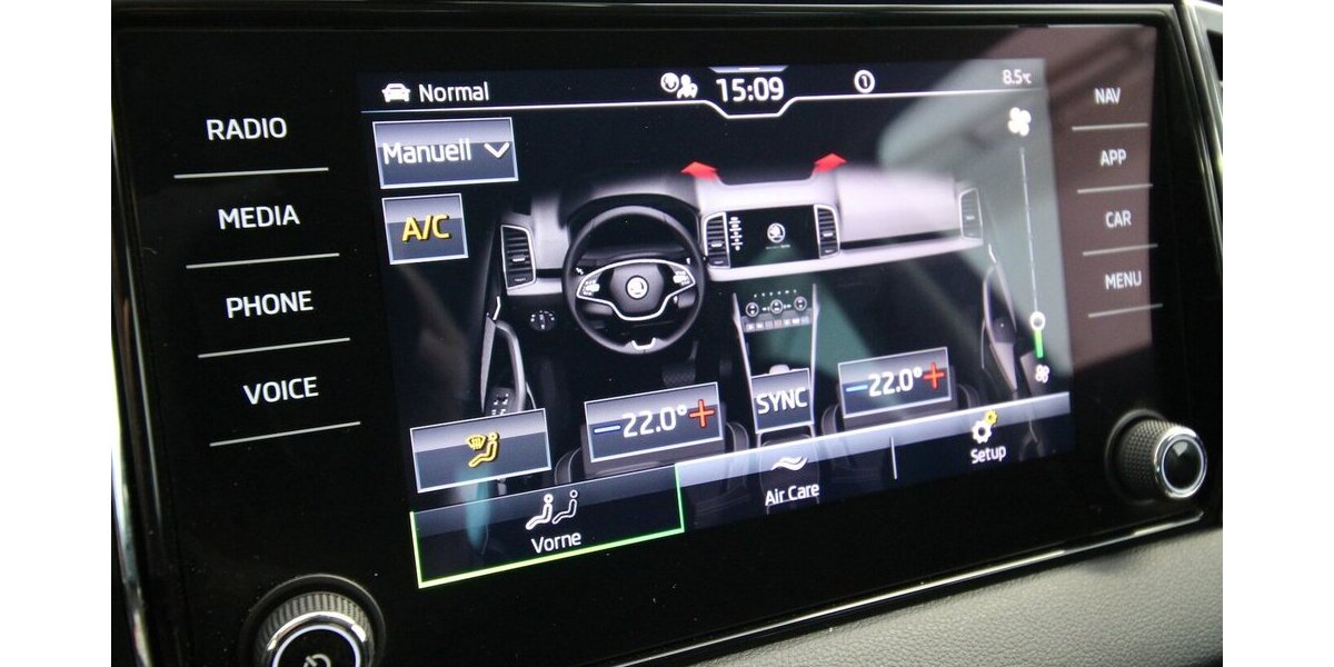 Skoda Karoq 2.0 TDI 7-DSG 4x4 Style LED+NAVI+KAMERA 172.628 km 16.000 &euro; Hagenow 19230