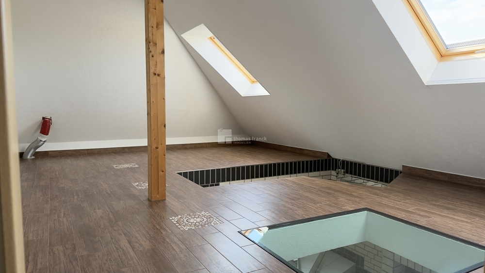 Gewachsenes Zuhause – Eigenes Haus, eigener Garten, eigener Teich mit Garage + Feuer im Wohnzimmer - Einfamilienhaus Schwerin Wüstmark | Angebot:25638280