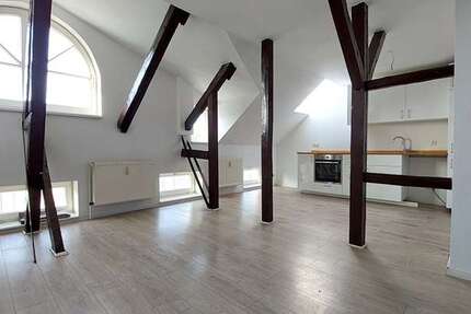 Wohnung zum Mieten in Schwerin 580 € 81.24 m² 3 zimmer