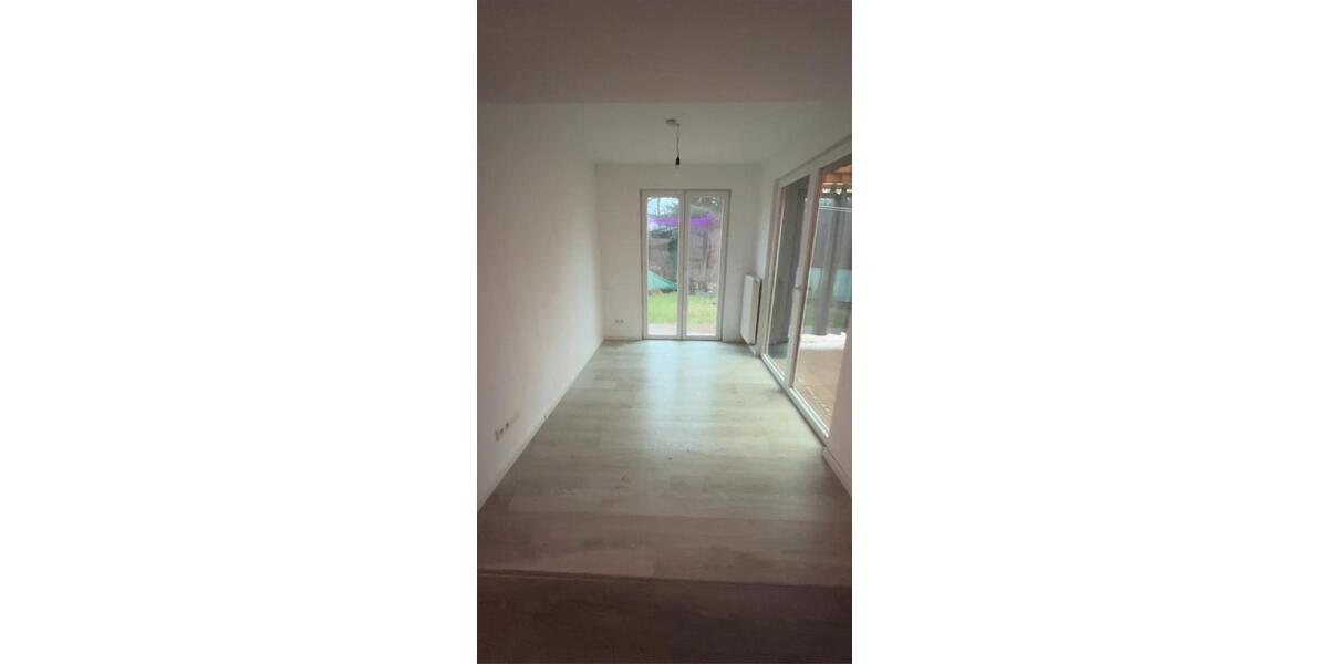 Erdgeschoßwohnung Pinnow - 2 Zimmer, 50 m&sup2;, 495&euro; | Angebot:26646265