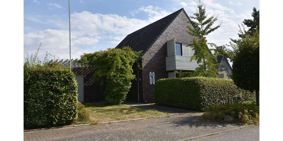 Haus zum Mieten in Leezen 3.029 € 233 m² 5 zimmer