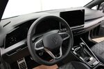 VW Golf VIII Variant 1.5 TSI R-Line LED+KAMERA+ACC 38.673 km 25.900 &euro; Hagenow 19230