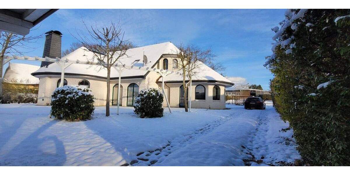 Grosszügiges Architektenhaus in reizvoller Lage von Schwerin 5 zimmer