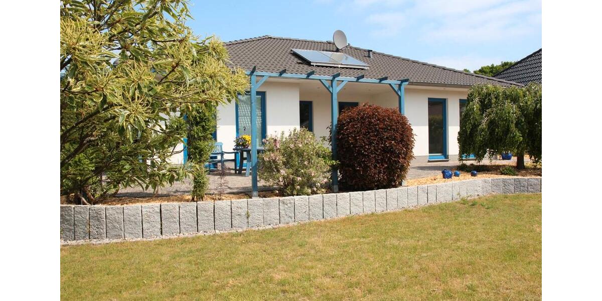 Bungalow Schwerin Gartenstadt - 4 Zimmer, 100 m&sup2;, 1.490&euro; | Angebot:26416797